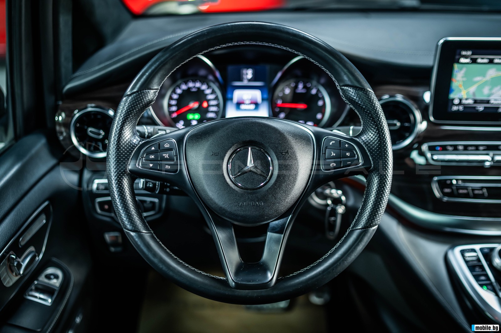 Mercedes-Benz V 300 d Exclusive 4matic* Luxussitze* LED* AMG* Allr | Mobile.bg   11