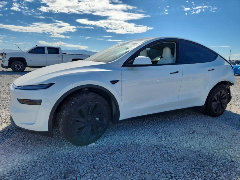 Tesla Model Y Long Range Launch Series AWD - 27999 € - 20946309 1 | Car24.bg Tesla Model Y Long Range Launch Series AWD - 27999 € - 20946309 1