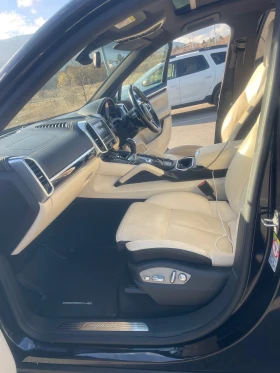 Porsche Cayenne 3.0D* Facelift* Premium Pack* Panorama* - 55500 лв. / 28376.70 € - 36037461 12 | Car24.bg Porsche Cayenne 3.0D* Facelift* Premium Pack* Panorama* - 55500 лв. / 28376.70 € - 36037461 12