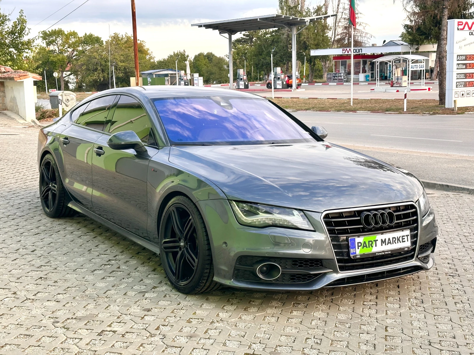 Audi A7 3.0TFSI S Line CARBON ACTIVE SOUND NIGHT VISION - изображение 7 | Auto.bg Audi A7 3.0TFSI S Line CARBON ACTIVE SOUND NIGHT VISION - изображение 7