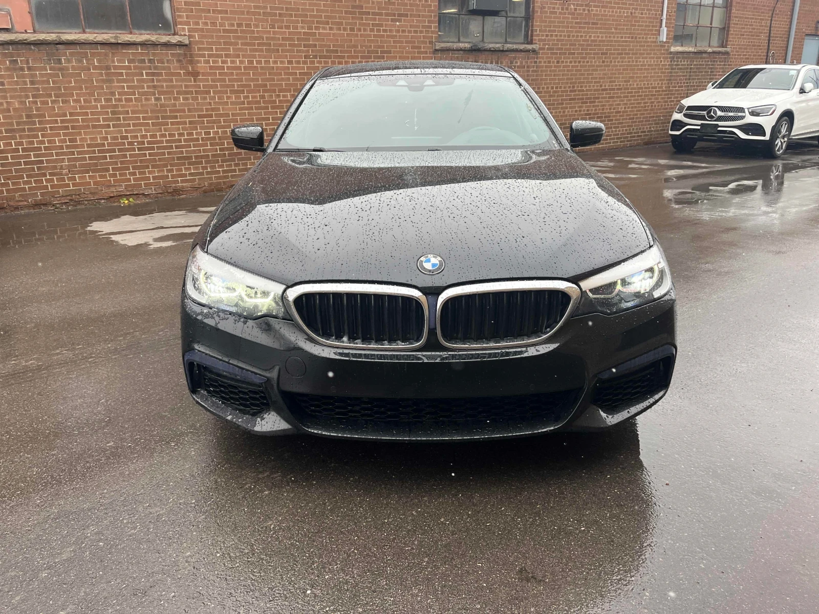 BMW 540 xDrive * ПОДГРЕВ * ПАНОРАМА * HARMAN KARDON | Auto.bg — изображение 1 BMW 540 xDrive * ПОДГРЕВ * ПАНОРАМА * HARMAN KARDON | Auto.bg — изображение 1