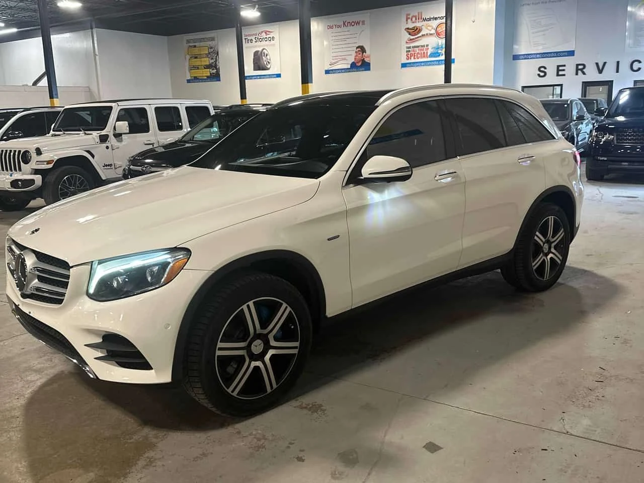 Mercedes-Benz GLC * 350e * АВТОКРЕДИТ * ГЛАВНО ПРЕДСТАВИТЕЛСТВО | Auto.bg — изображение 1 Mercedes-Benz GLC * 350e * АВТОКРЕДИТ * ГЛАВНО ПРЕДСТАВИТЕЛСТВО | Auto.bg — изображение 1