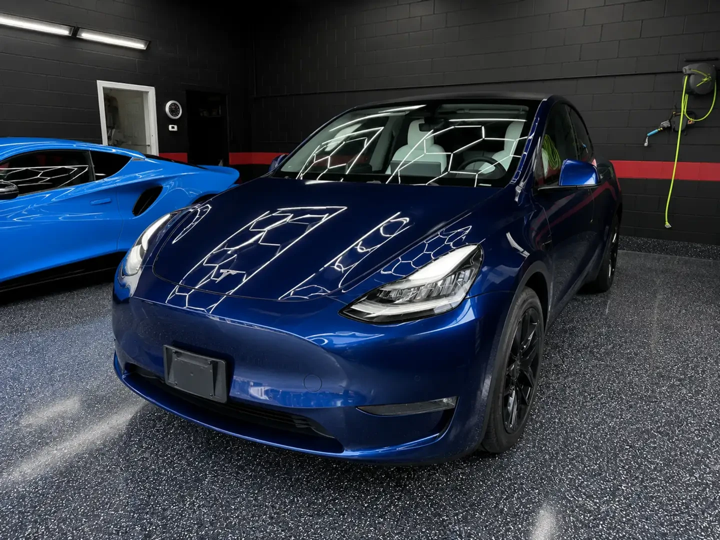 Tesla Model Y * Long Range* Dual Motor AWD* pano* ЛИЗИНГ* | Auto.bg — изображение 1 Tesla Model Y * Long Range* Dual Motor AWD* pano* ЛИЗИНГ* | Auto.bg — изображение 1