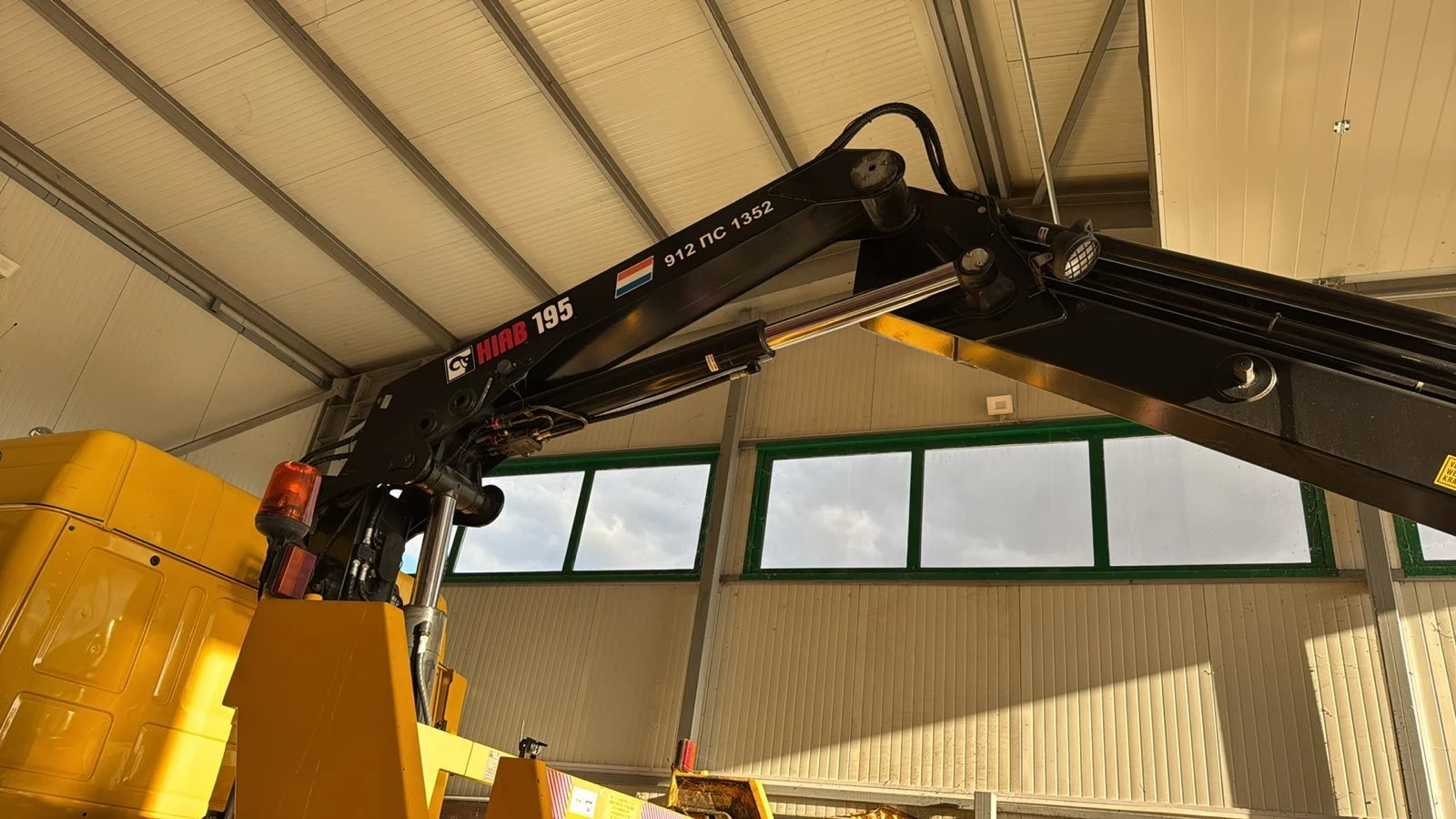 Scania R 340 Пътна помощ - изображение 8 | Auto.bg Scania R 340 Пътна помощ - изображение 8