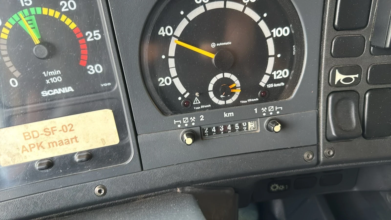 Scania R 340 Пътна помощ - изображение 3 | Auto.bg Scania R 340 Пътна помощ - изображение 3