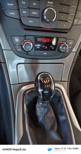 Opel Insignia 1.8i | Auto.bg — изображение 9 Opel Insignia 1.8i | Auto.bg — изображение 9