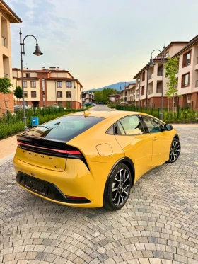 Toyota Prius 10 Години Гаранция | Пълна сервизна история | Auto.bg — изображение 5 Toyota Prius 10 Години Гаранция | Пълна сервизна история | Auto.bg — изображение 5