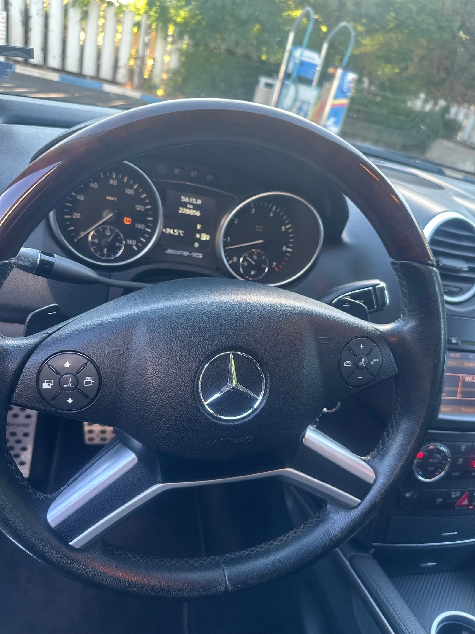 Mercedes-Benz ML 550 5.5AMG - изображение 7 | Auto.bg Mercedes-Benz ML 550 5.5AMG - изображение 7