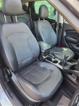 Hyundai IX35 1.7CRDI-PREMIUM-LIMITED | Auto.bg — изображение 12 Hyundai IX35 1.7CRDI-PREMIUM-LIMITED | Auto.bg — изображение 12