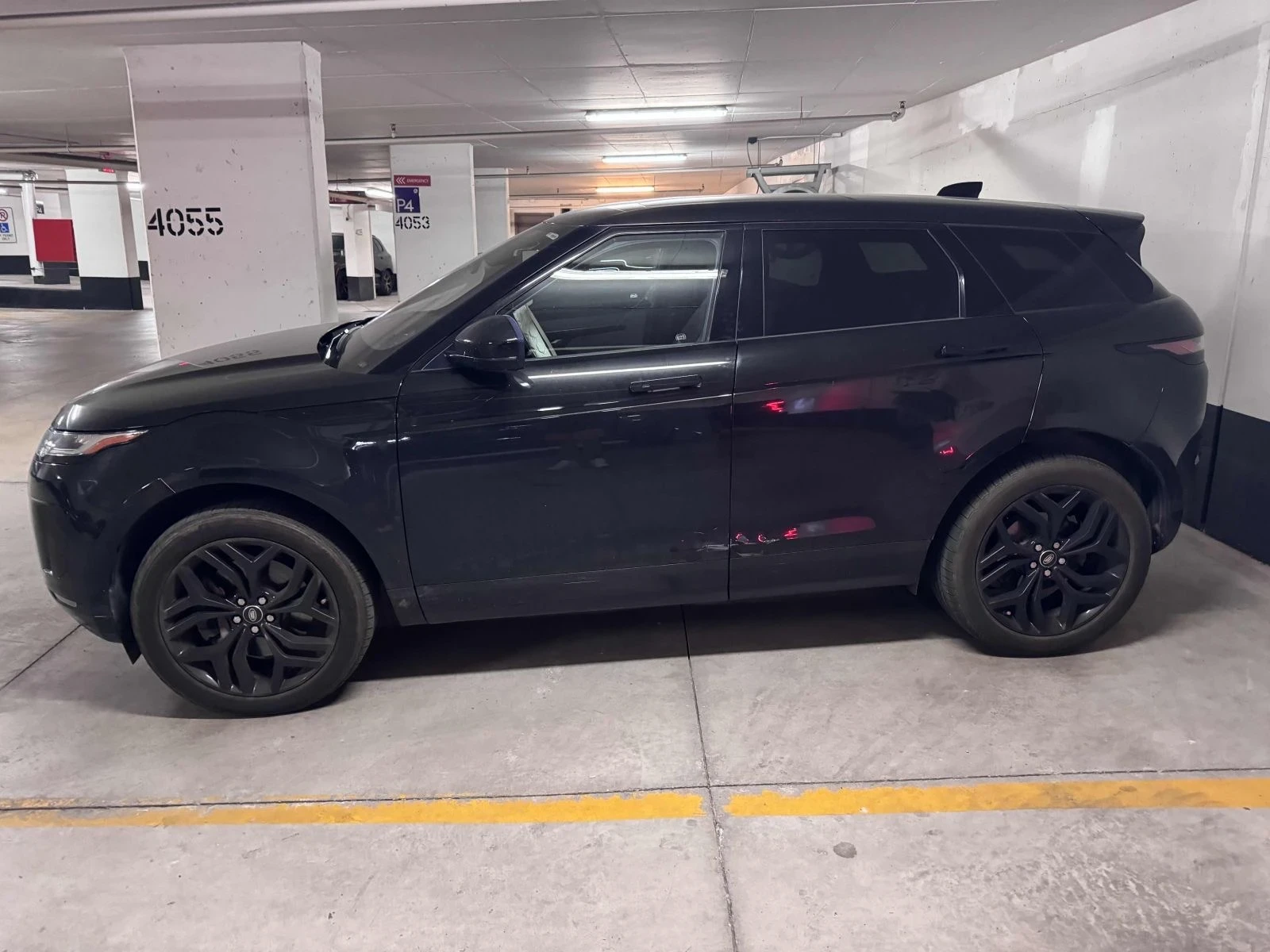 Land Rover Range Rover Evoque Vogue S* Подгрев* Обдух* Пано - изображение 2 | Auto.bg Land Rover Range Rover Evoque Vogue S* Подгрев* Обдух* Пано - изображение 2