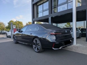 BMW 740 d/xDrive/M-SPORT/360/HUD/SKY-LOUNGE/ | Auto.bg — изображение 3 BMW 740 d/xDrive/M-SPORT/360/HUD/SKY-LOUNGE/ | Auto.bg — изображение 3