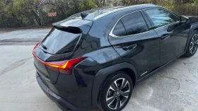 Lexus UX 250h 4x4, Кожа, Памет на седалките, 360* , MarkLevinson - 54900 лв. / 28069.92 € - 38740680 6 | Car24.bg Lexus UX 250h 4x4, Кожа, Памет на седалките, 360* , MarkLevinson - 54900 лв. / 28069.92 € - 38740680 6