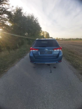 Toyota Auris 1.6 D4D | Auto.bg — изображение 5 Toyota Auris 1.6 D4D | Auto.bg — изображение 5