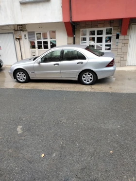 Mercedes-Benz 200 200CDI - 2750 € / 5378.53 лв. - 30285774 7 | Car24.bg Mercedes-Benz 200 200CDI - 2750 € / 5378.53 лв. - 30285774 7