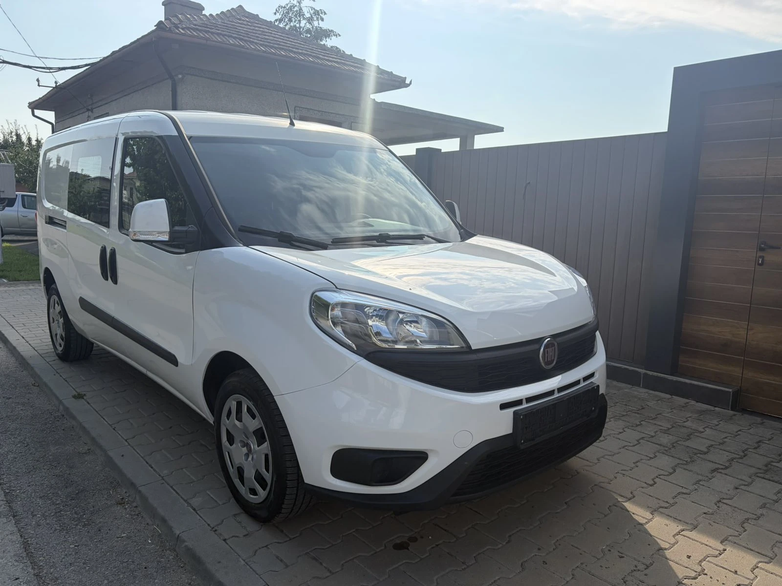 Fiat Doblo Maxi 1.4 T-Jet Natural Power (метан) | Auto.bg — изображение 1 Fiat Doblo Maxi 1.4 T-Jet Natural Power (метан) | Auto.bg — изображение 1