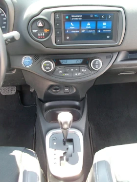 Toyota Yaris 1.5 HIBRID 2020g. 50000 km AVTOMATIK - 12500 € / 24447.88 лв. - 24788261 10 | Car24.bg Toyota Yaris 1.5 HIBRID 2020g. 50000 km AVTOMATIK - 12500 € / 24447.88 лв. - 24788261 10