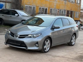 Снимка Toyota Auris