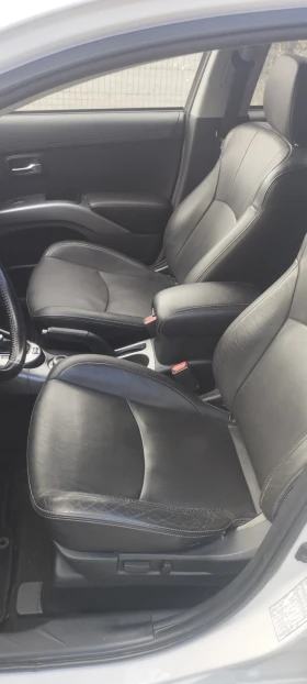 Peugeot 4007 - 5600 € / 10952.65 лв. - 13273223 5 | Car24.bg Peugeot 4007 - 5600 € / 10952.65 лв. - 13273223 5