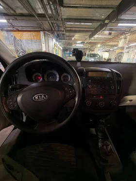 Kia Ceed - 1999 € / 3909.70 лв. - 50022196 5 | Car24.bg Kia Ceed - 1999 € / 3909.70 лв. - 50022196 5