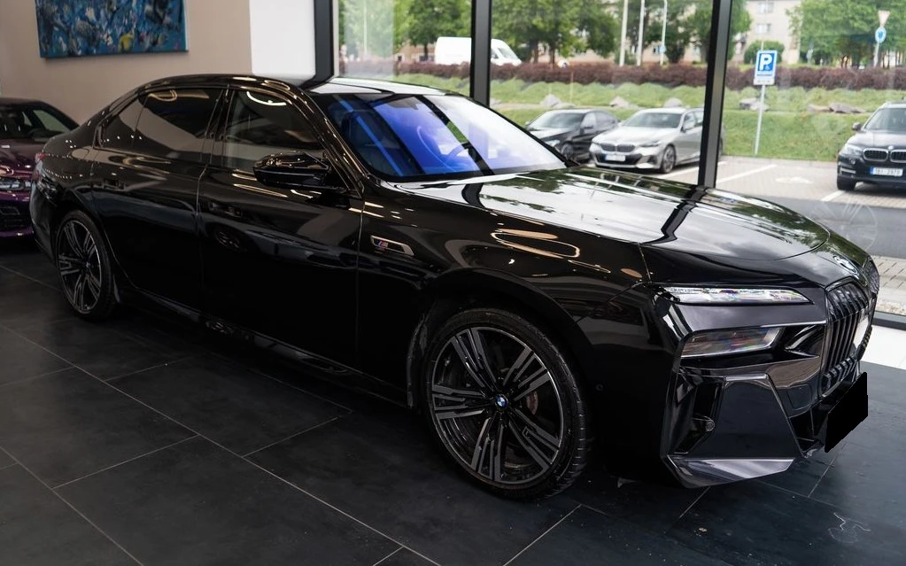 BMW 760 e xDrive M-Sport Plug-in Hybrid | Auto.bg — изображение 1 BMW 760 e xDrive M-Sport Plug-in Hybrid | Auto.bg — изображение 1