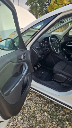 Opel Zafira 2.0cdti.7mesta.euro5.110ks | Auto.bg — изображение 13 Opel Zafira 2.0cdti.7mesta.euro5.110ks | Auto.bg — изображение 13