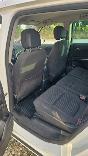 Opel Zafira 2.0cdti.7mesta.euro5.110ks | Auto.bg — изображение 14 Opel Zafira 2.0cdti.7mesta.euro5.110ks | Auto.bg — изображение 14