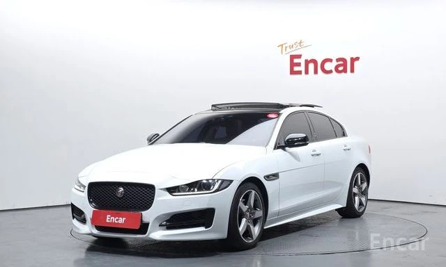 Jaguar XE XE 20d R Sports - 8602 € / 16824.05 лв. - 64620670 1 | Car24.bg Jaguar XE XE 20d R Sports - 8602 € / 16824.05 лв. - 64620670 1