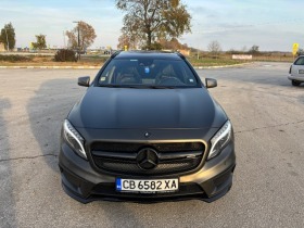  Mercedes-Benz GLA 45...