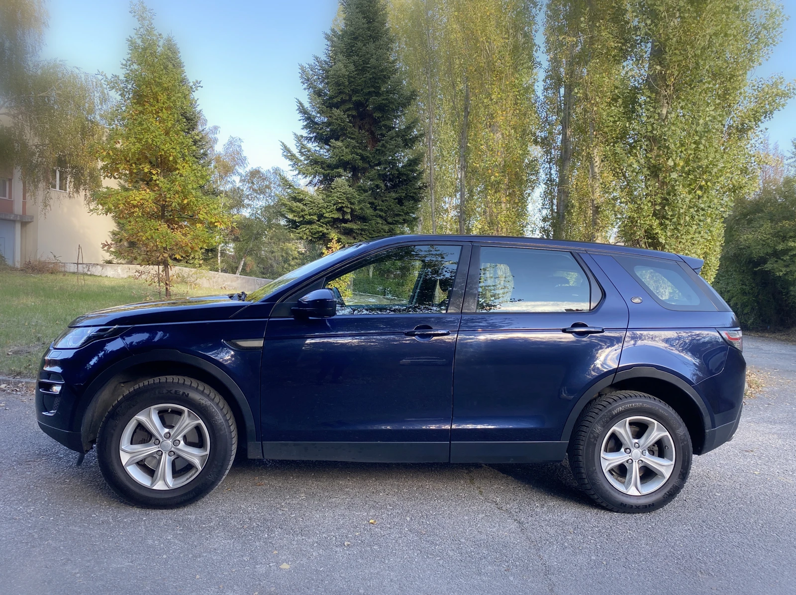 Land Rover Discovery Sport - изображение 5 | Auto.bg Land Rover Discovery Sport - изображение 5