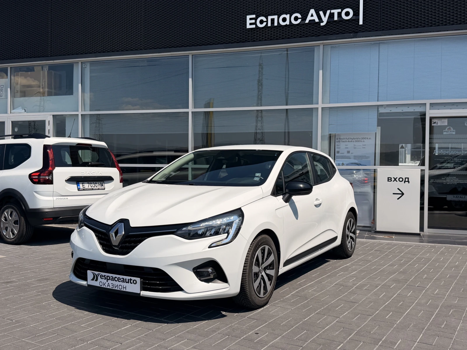 Renault Clio 1.0 TCe/90 к.с | Auto.bg — изображение 1 Renault Clio 1.0 TCe/90 к.с | Auto.bg — изображение 1