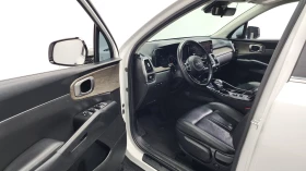 Kia Sorento 2.2 CRDi Trendy | LED | Навигация | Камера - 16130 € / 31547.54 лв. - 25547336 13 | Car24.bg Kia Sorento 2.2 CRDi Trendy | LED | Навигация | Камера - 16130 € / 31547.54 лв. - 25547336 13