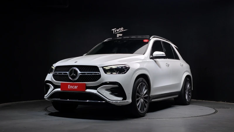 Mercedes-Benz GLE 450 ОБДУХВАНЕ/ПАНОРАМА/ДИСТРОНИК/360 КАМЕРИ/ВЪЗДУШНО - 61500 € / 120283.54 лв. - 56440209 1 | Car24.bg Mercedes-Benz GLE 450 ОБДУХВАНЕ/ПАНОРАМА/ДИСТРОНИК/360 КАМЕРИ/ВЪЗДУШНО - 61500 € / 120283.54 лв. - 56440209 1