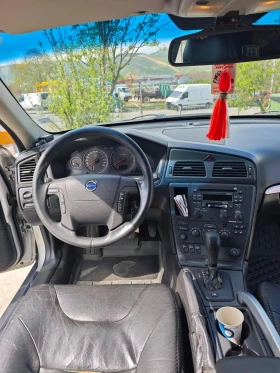 Volvo Xc70 2.4d 163к.с - 3800 € / 7432.15 лв. - 70086819 8 | Car24.bg Volvo Xc70 2.4d 163к.с - 3800 € / 7432.15 лв. - 70086819 8