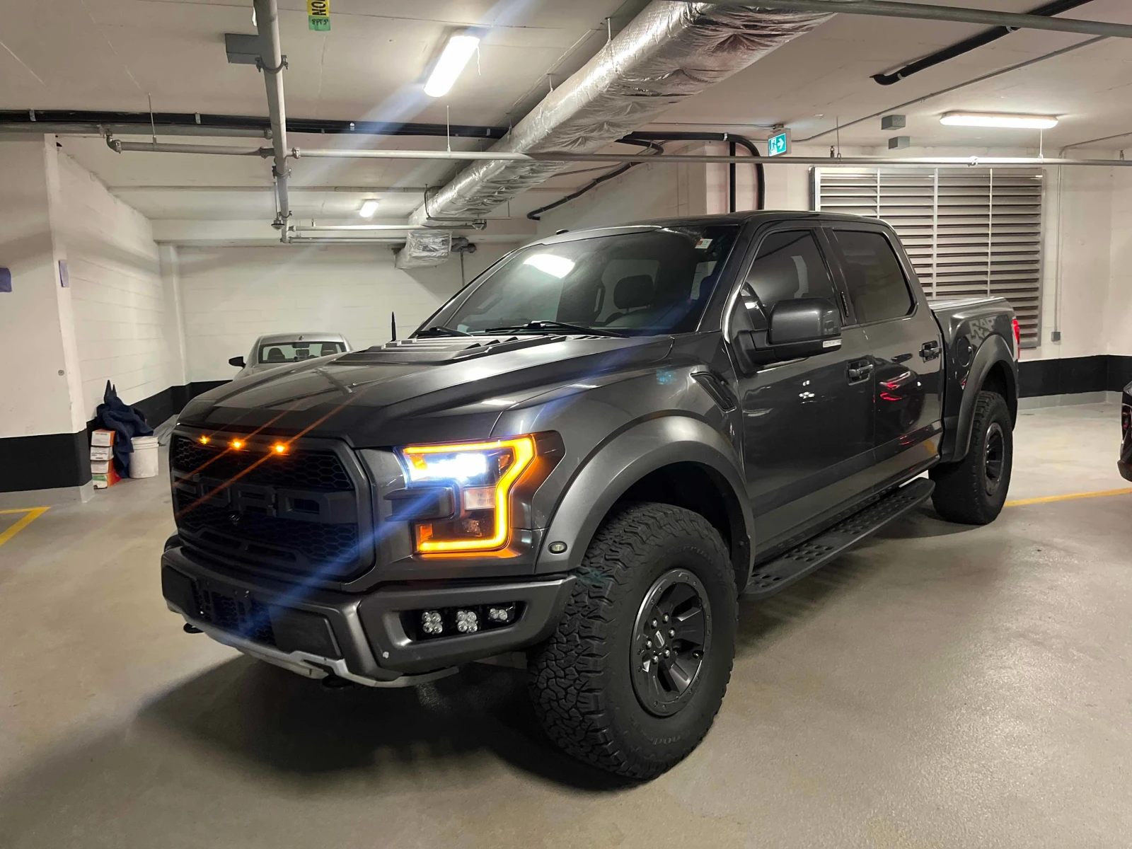 Ford F150 * Raptor * CARFAX * ОПЦИЯ ЗА ФИНАНСИРАНЕ | Auto.bg — изображение 1 Ford F150 * Raptor * CARFAX * ОПЦИЯ ЗА ФИНАНСИРАНЕ | Auto.bg — изображение 1