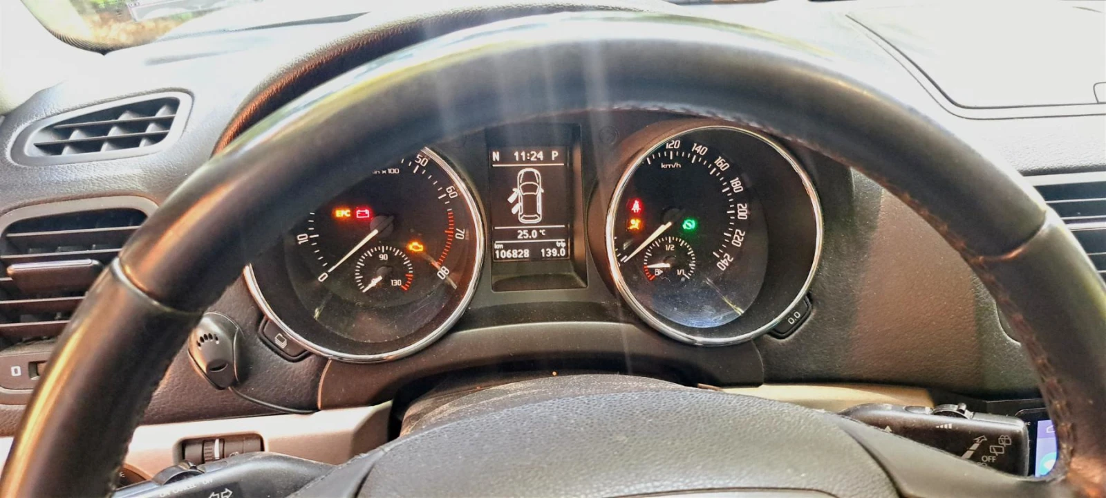 Skoda Yeti Limited Edition 1.2 TSI Automatic   107 000 км, р - изображение 5 | Auto.bg Skoda Yeti Limited Edition 1.2 TSI Automatic   107 000 км, р - изображение 5