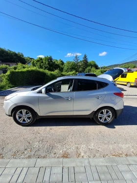 Hyundai IX35 2.0 crdi 4x4 184к.с. | Auto.bg — изображение 5 Hyundai IX35 2.0 crdi 4x4 184к.с. | Auto.bg — изображение 5