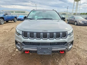 Jeep Compass - 20600 € - 51196484 5 | Car24.bg Jeep Compass - 20600 € - 51196484 5