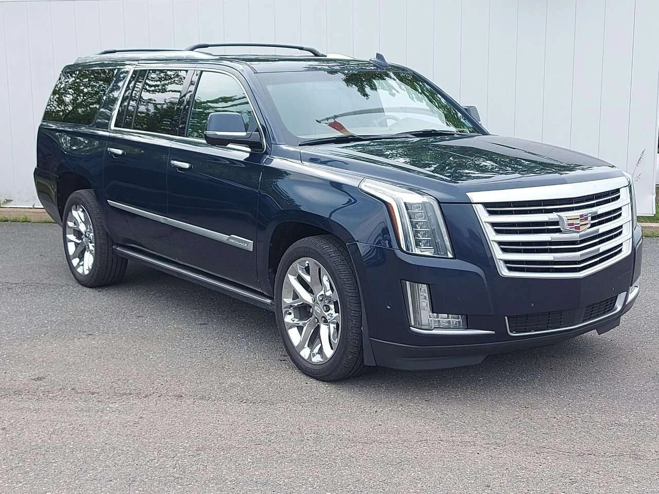 Cadillac Escalade Platinum | Leather | HtdSeats | Cam | USB | Cruise | Auto.bg — изображение 1 Cadillac Escalade Platinum | Leather | HtdSeats | Cam | USB | Cruise | Auto.bg — изображение 1