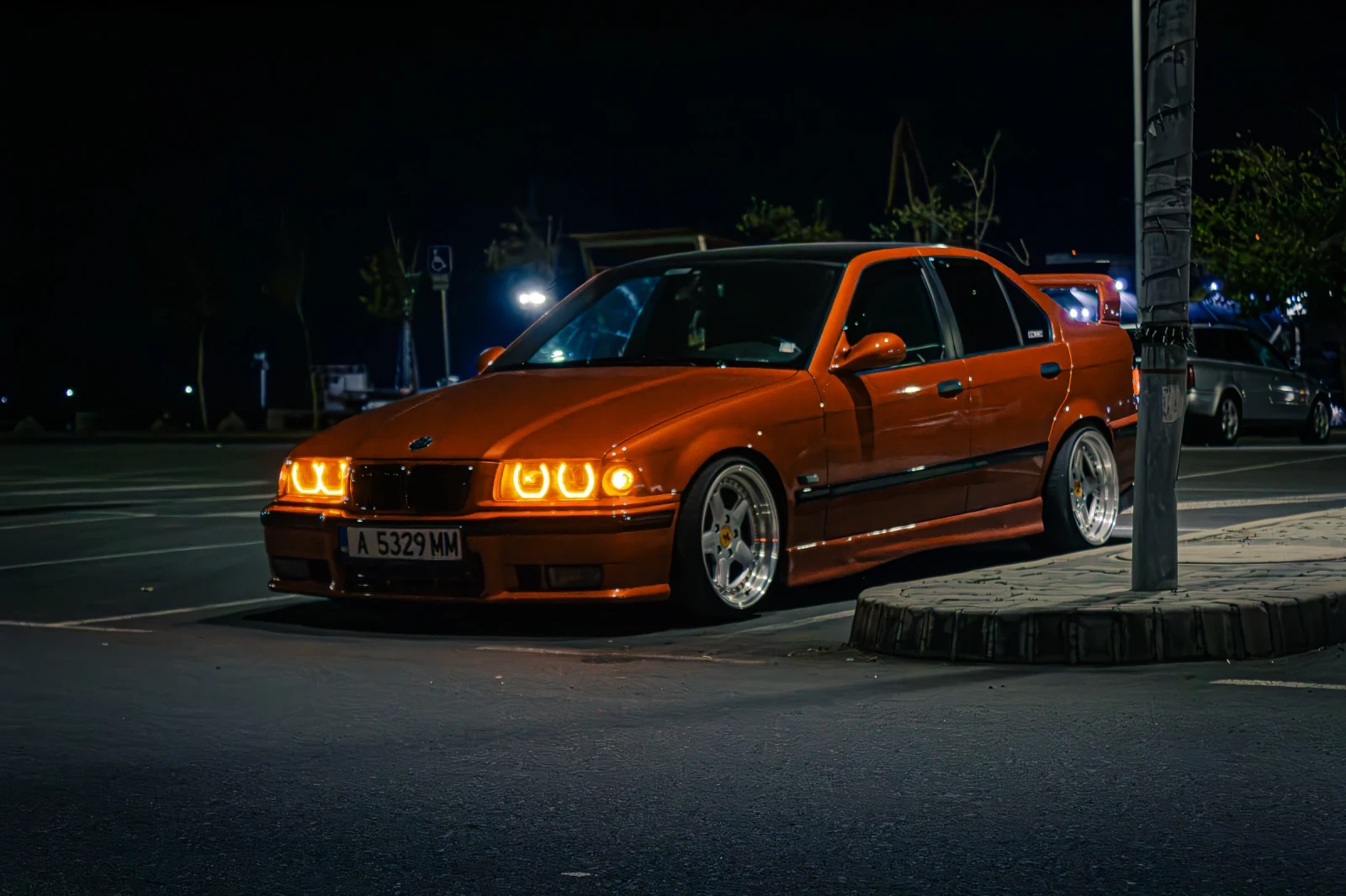 BMW 318 i | Auto.bg — изображение 1 BMW 318 i | Auto.bg — изображение 1