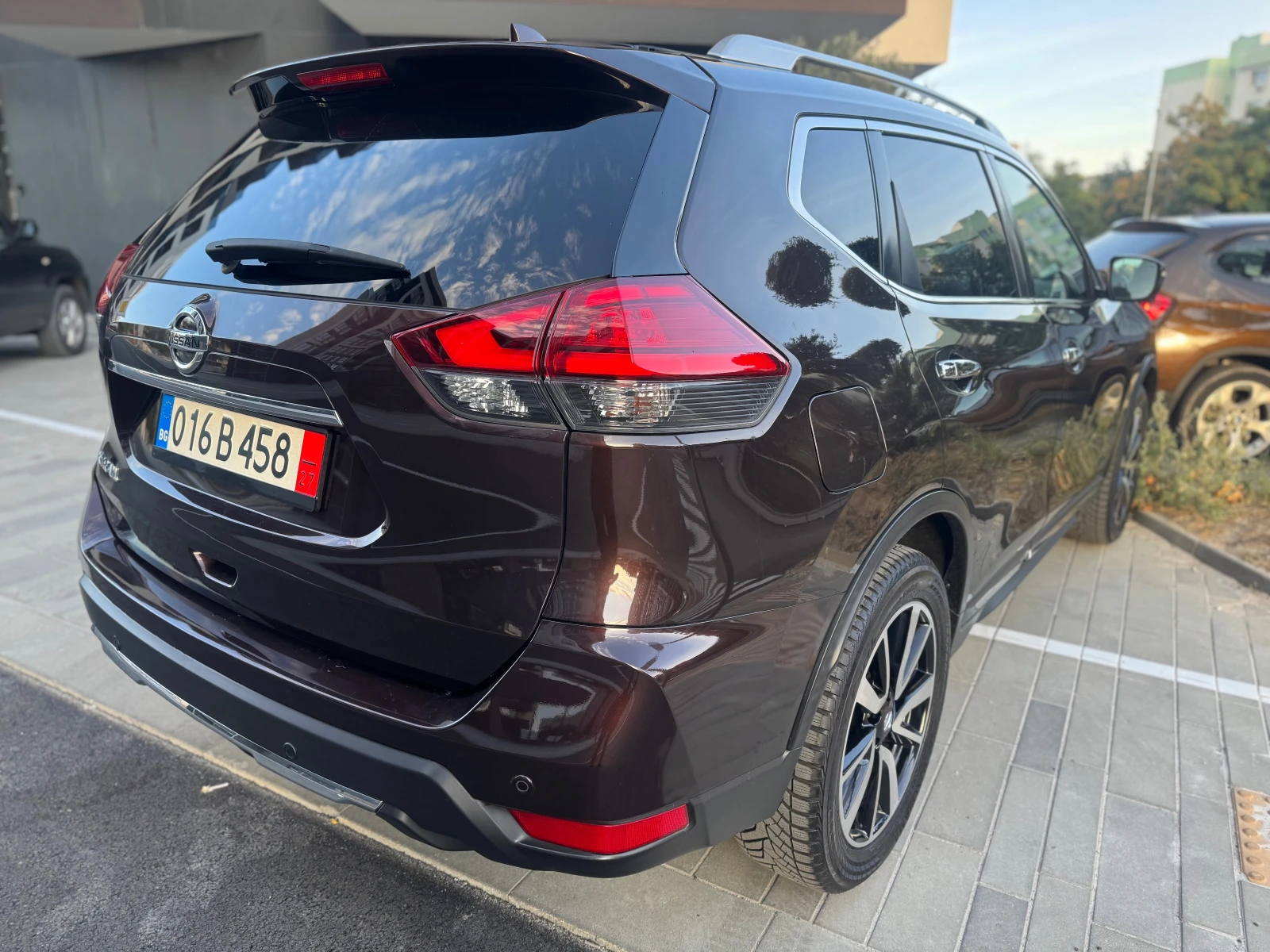 Nissan X-trail 2.0dCi Tekna Plus 4WD FACE LED ОБСЛУЖЕН!!! - изображение 7 | Auto.bg Nissan X-trail 2.0dCi Tekna Plus 4WD FACE LED ОБСЛУЖЕН!!! - изображение 7