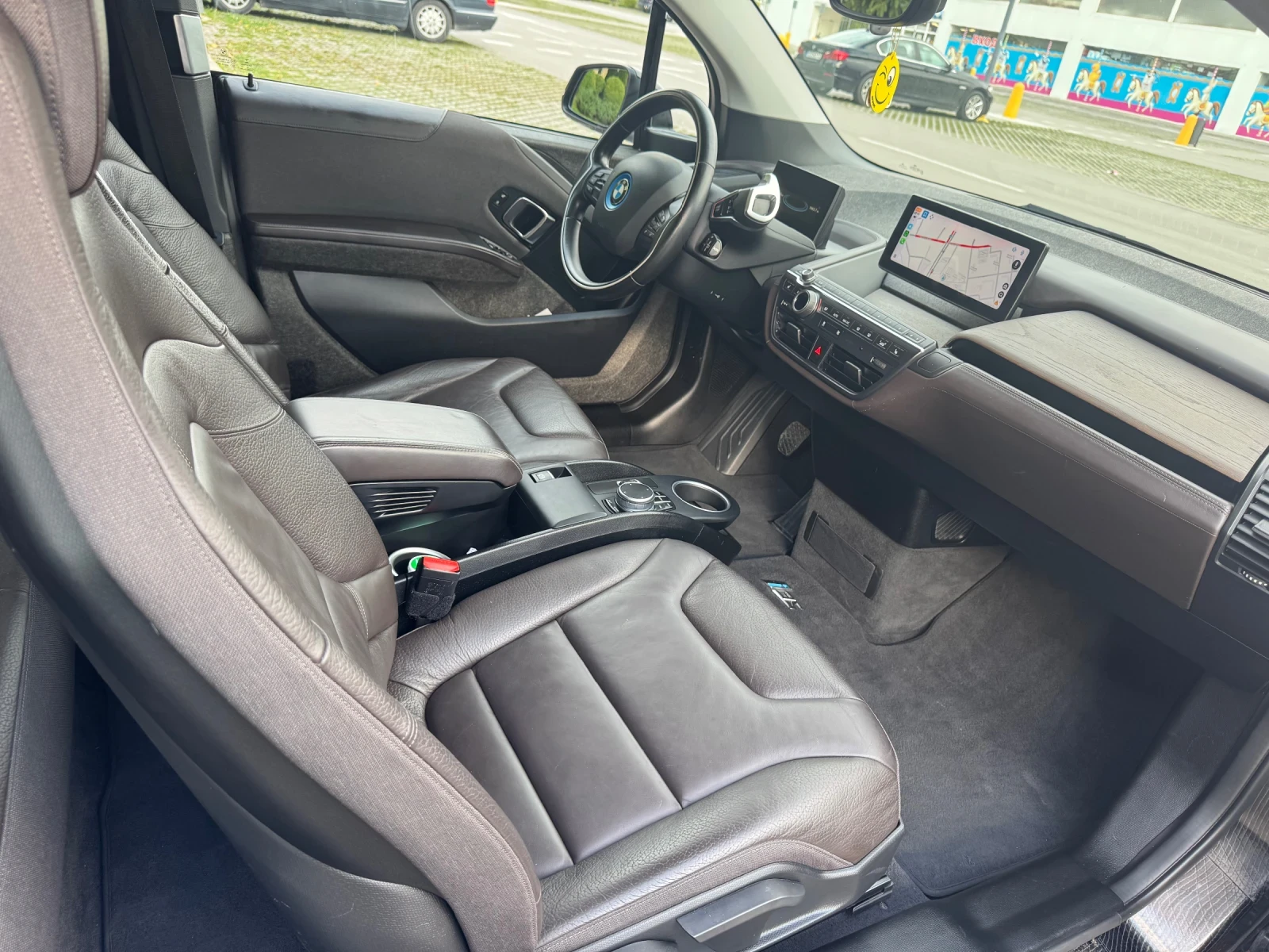 BMW i3 S 120Ah Edition RoadStyle - изображение 9 | Auto.bg BMW i3 S 120Ah Edition RoadStyle - изображение 9