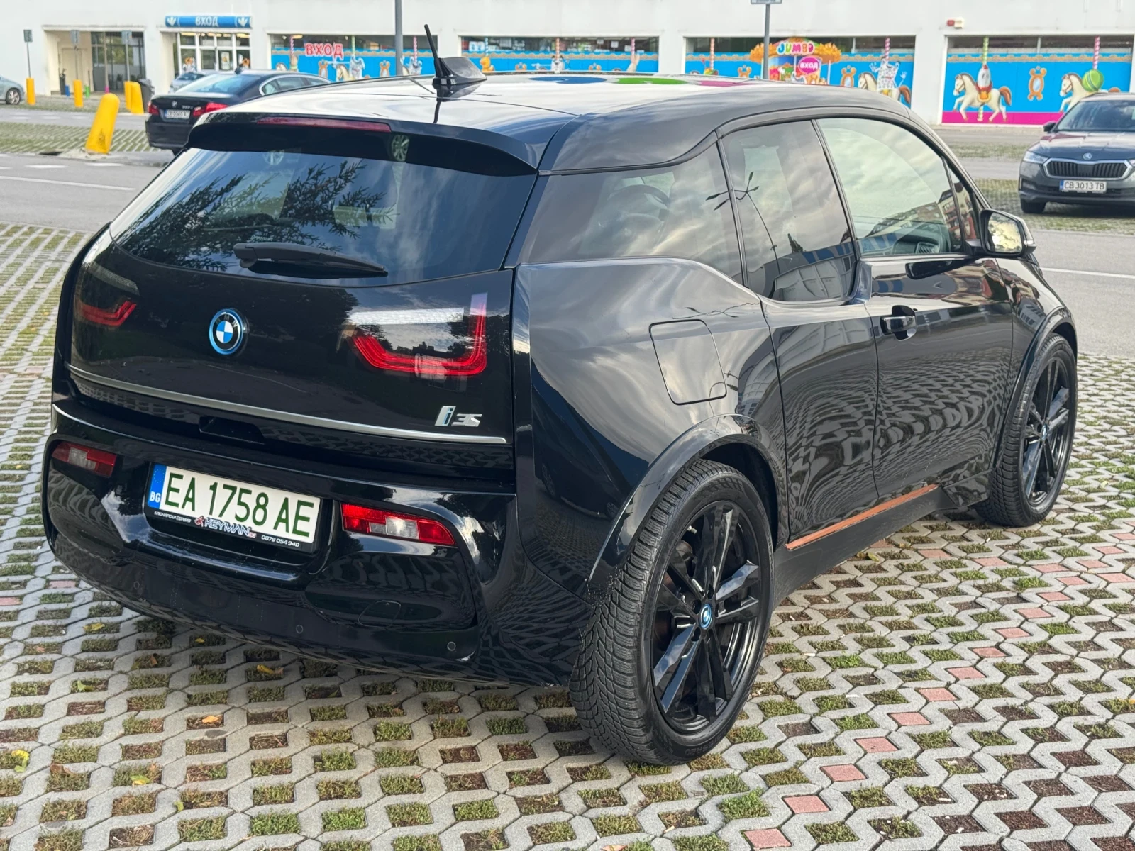 BMW i3 S 120Ah Edition RoadStyle - изображение 4 | Auto.bg BMW i3 S 120Ah Edition RoadStyle - изображение 4