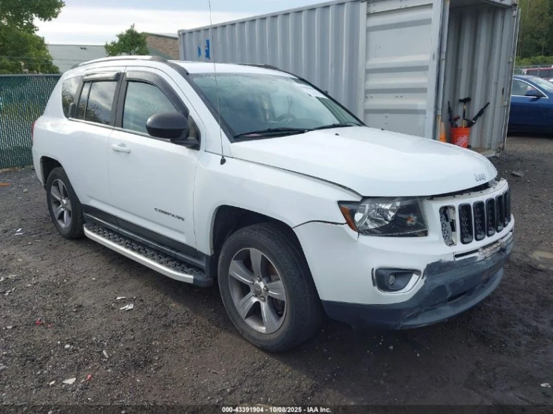 Jeep Compass 2.4L I-4 DOHC, VVT, 172HP 4X4 Drive - 12500 лв. / 6391.15 € - 99024116 1 | Car24.bg Jeep Compass 2.4L I-4 DOHC, VVT, 172HP 4X4 Drive - 12500 лв. / 6391.15 € - 99024116 1