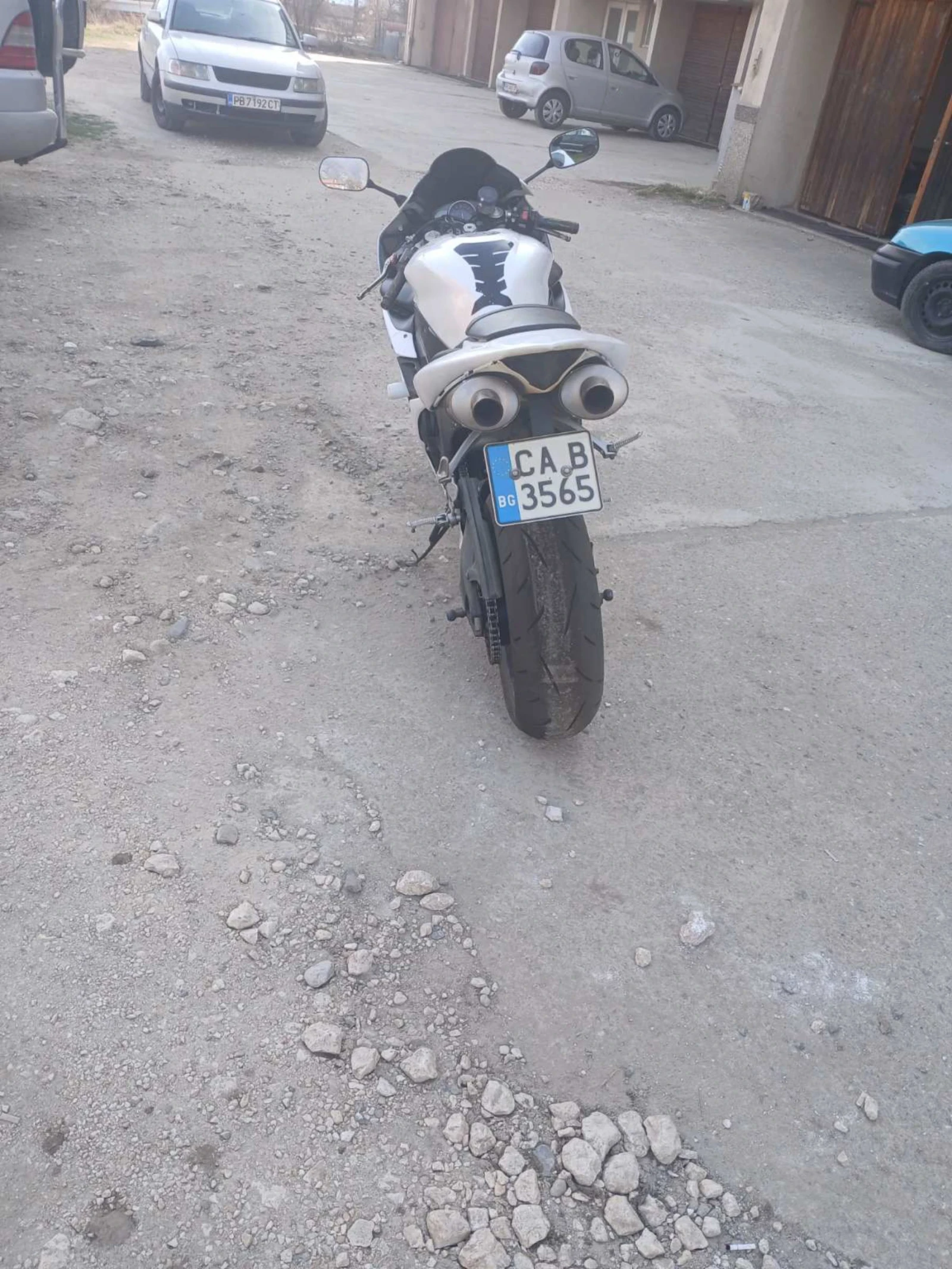 Yamaha YZF-R1  - изображение 10 | Auto.bg Yamaha YZF-R1  - изображение 10