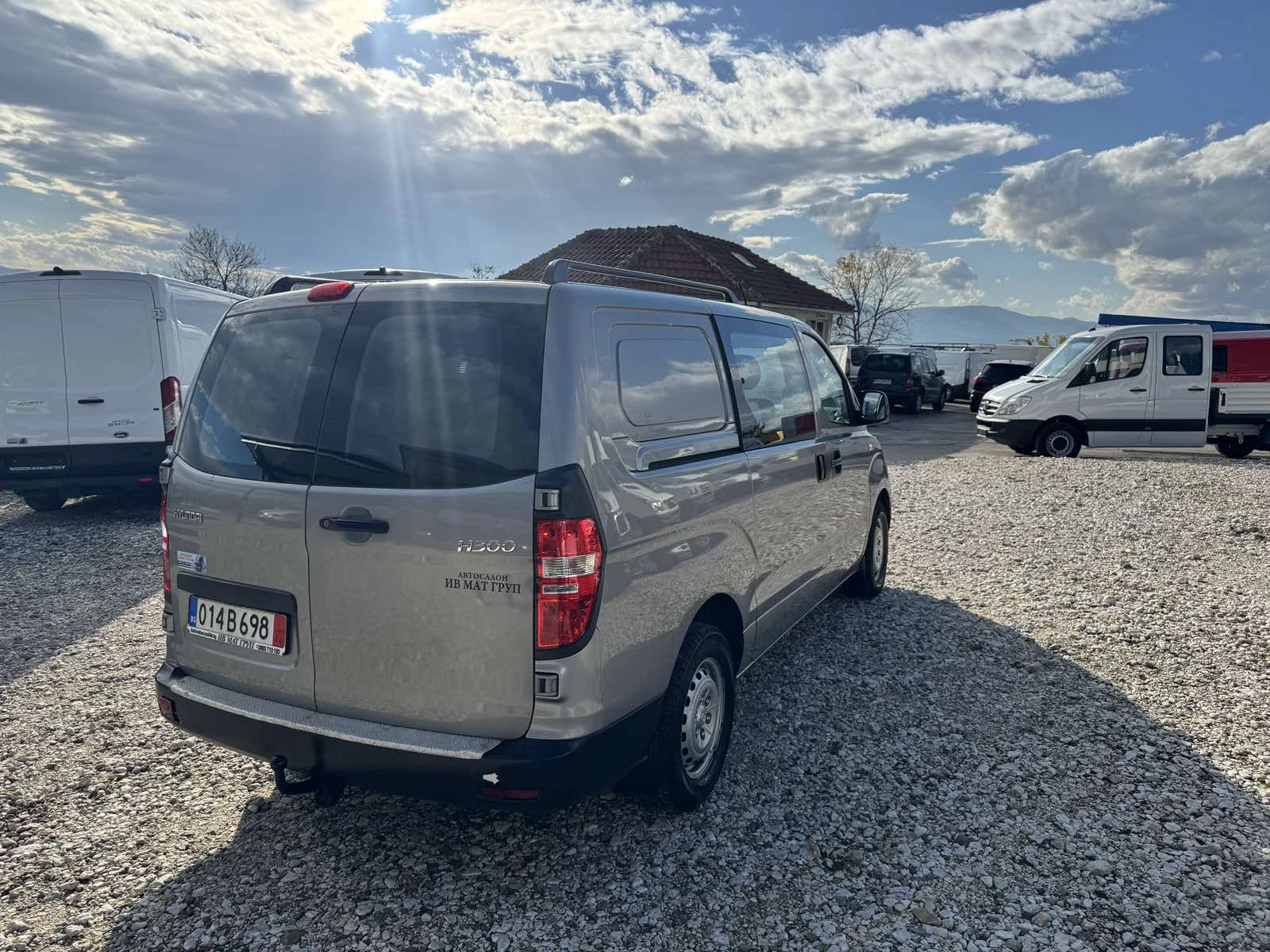 Hyundai H1 KLIMA, 6-СКОРОСТИ, 136К.С. - изображение 6 | Auto.bg Hyundai H1 KLIMA, 6-СКОРОСТИ, 136К.С. - изображение 6