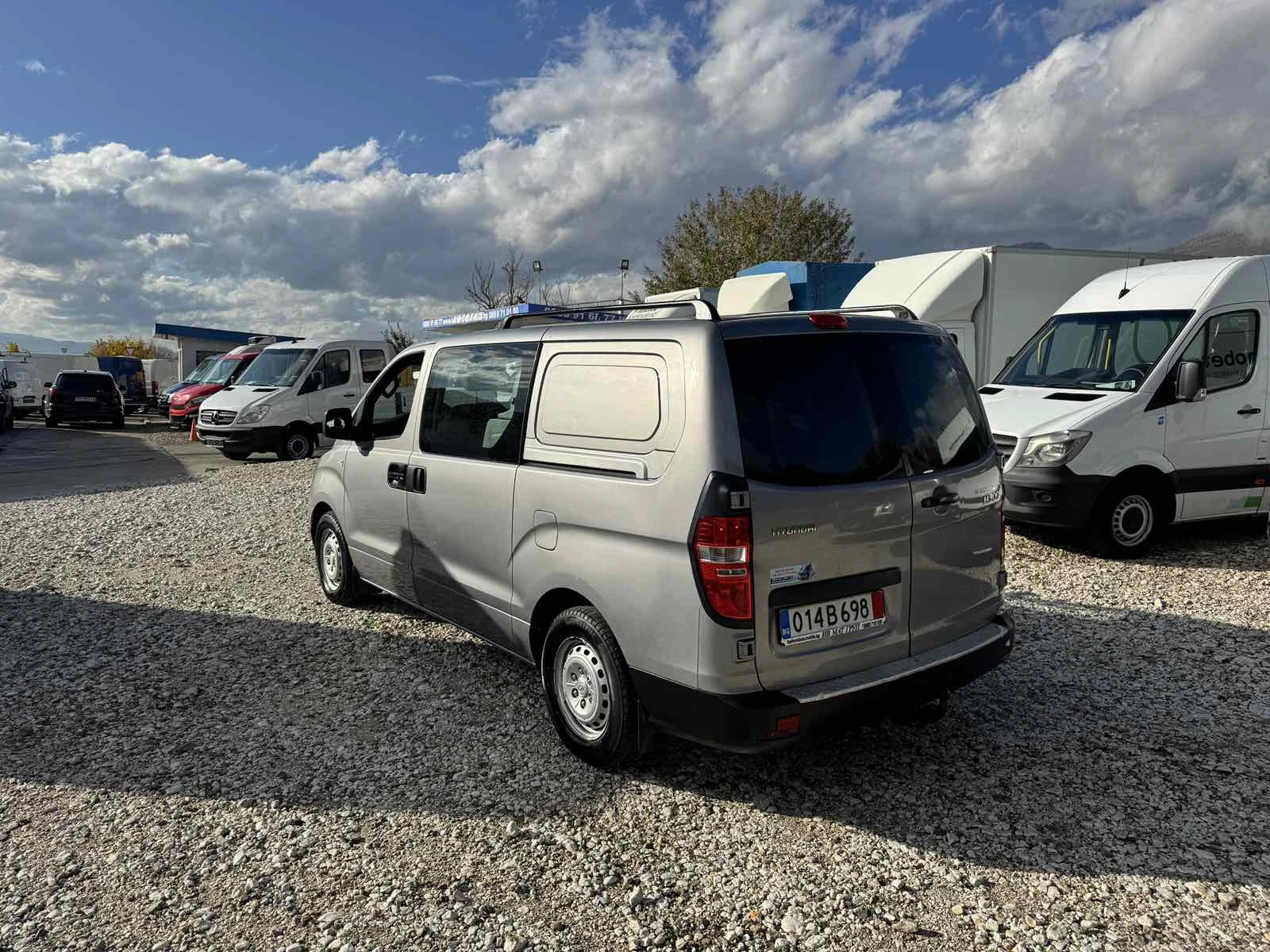 Hyundai H1 KLIMA, 6-СКОРОСТИ, 136К.С. - изображение 4 | Auto.bg Hyundai H1 KLIMA, 6-СКОРОСТИ, 136К.С. - изображение 4