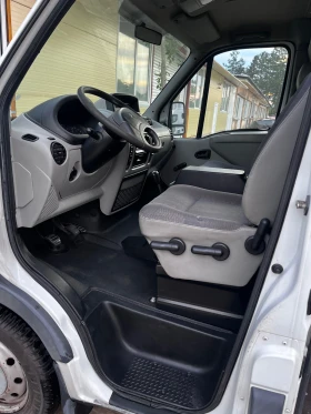 Renault Master 2.8 dti Швейцария | Auto.bg — изображение 8 Renault Master 2.8 dti Швейцария | Auto.bg — изображение 8