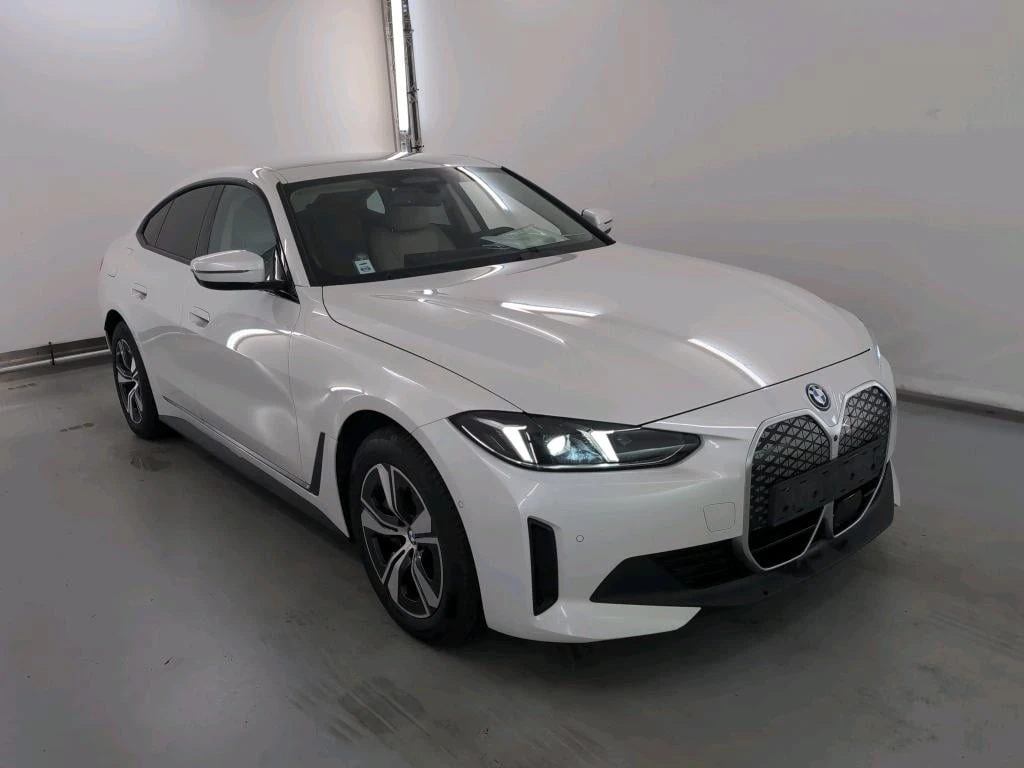 BMW i4 eDrive40 Leather LED Navi 94% SoH | Auto.bg — изображение 1 BMW i4 eDrive40 Leather LED Navi 94% SoH | Auto.bg — изображение 1