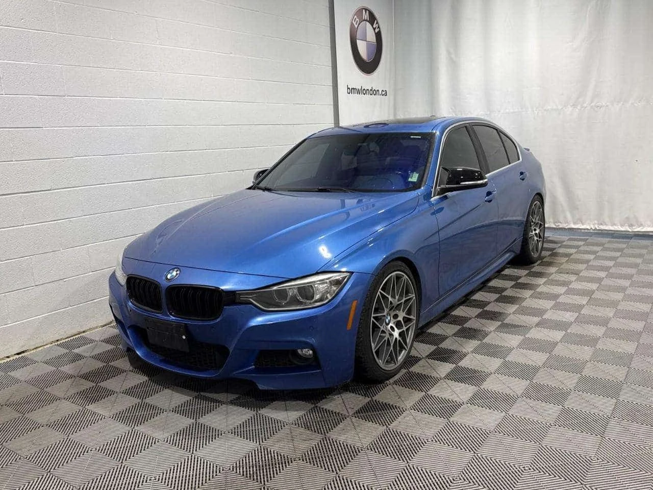 BMW 335 | ГЛАВНО ПРЕДСТАВИТЕЛСТВО| КРАЙНА ЦЕНА ДО БГ | Auto.bg — изображение 1 BMW 335 | ГЛАВНО ПРЕДСТАВИТЕЛСТВО| КРАЙНА ЦЕНА ДО БГ | Auto.bg — изображение 1