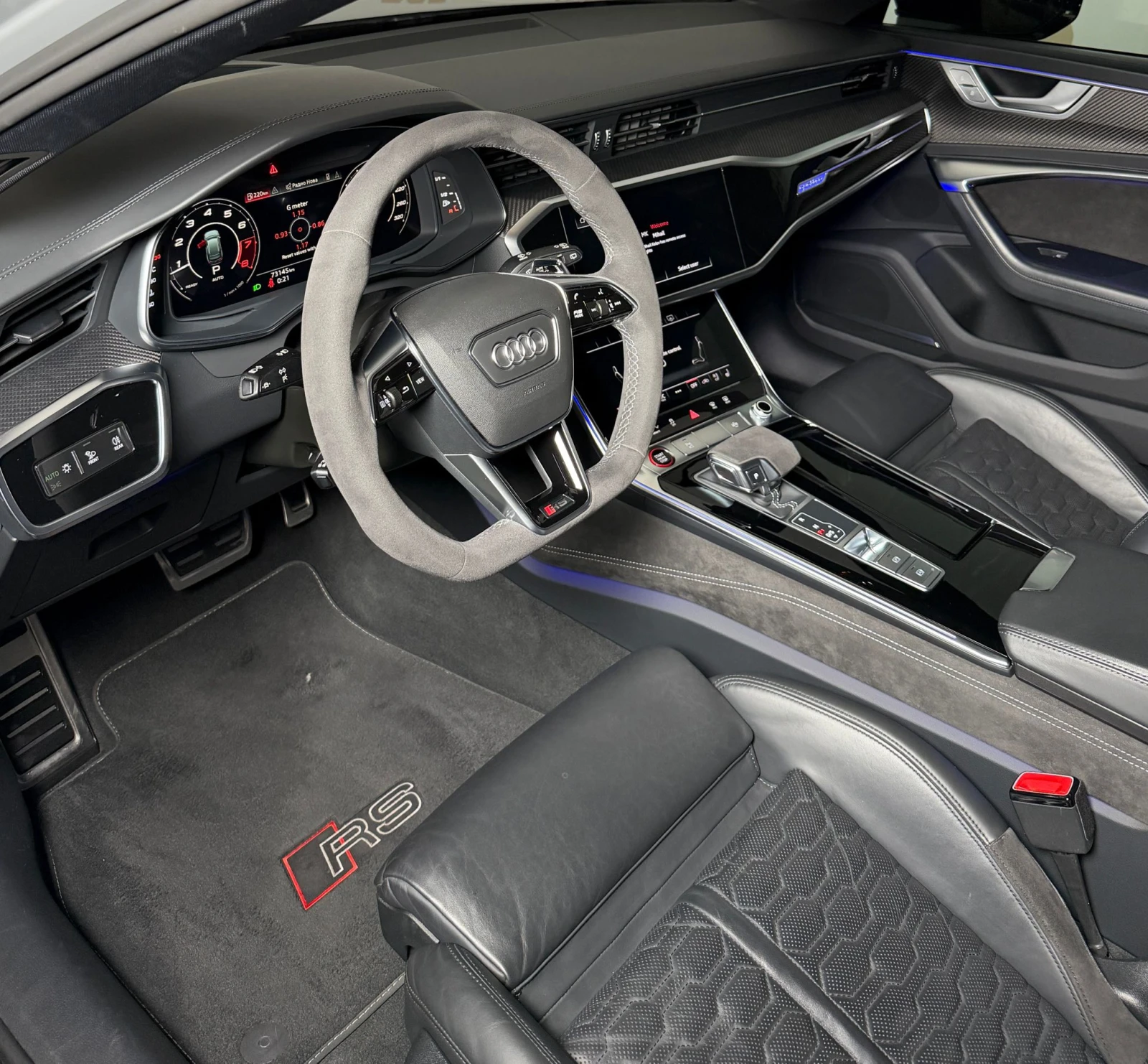 Audi Rs6 Avant* Ceramic* Carbon* HuD* B&O - изображение 6 | Auto.bg Audi Rs6 Avant* Ceramic* Carbon* HuD* B&O - изображение 6